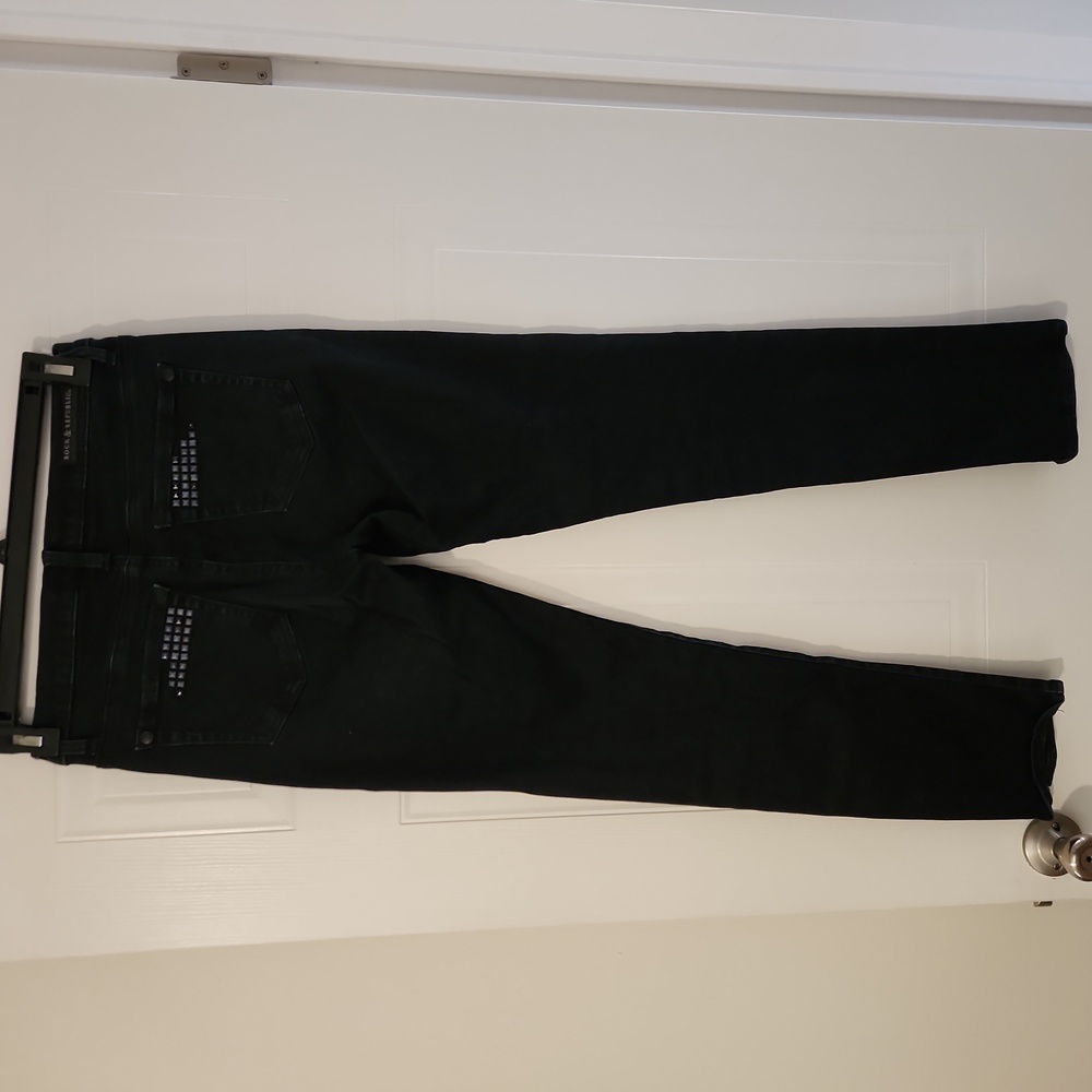 Jeans - Picture 2 of 5